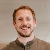 Porträt von Daniel, Produktmanager bei INNOVAMETALL in Freistadt